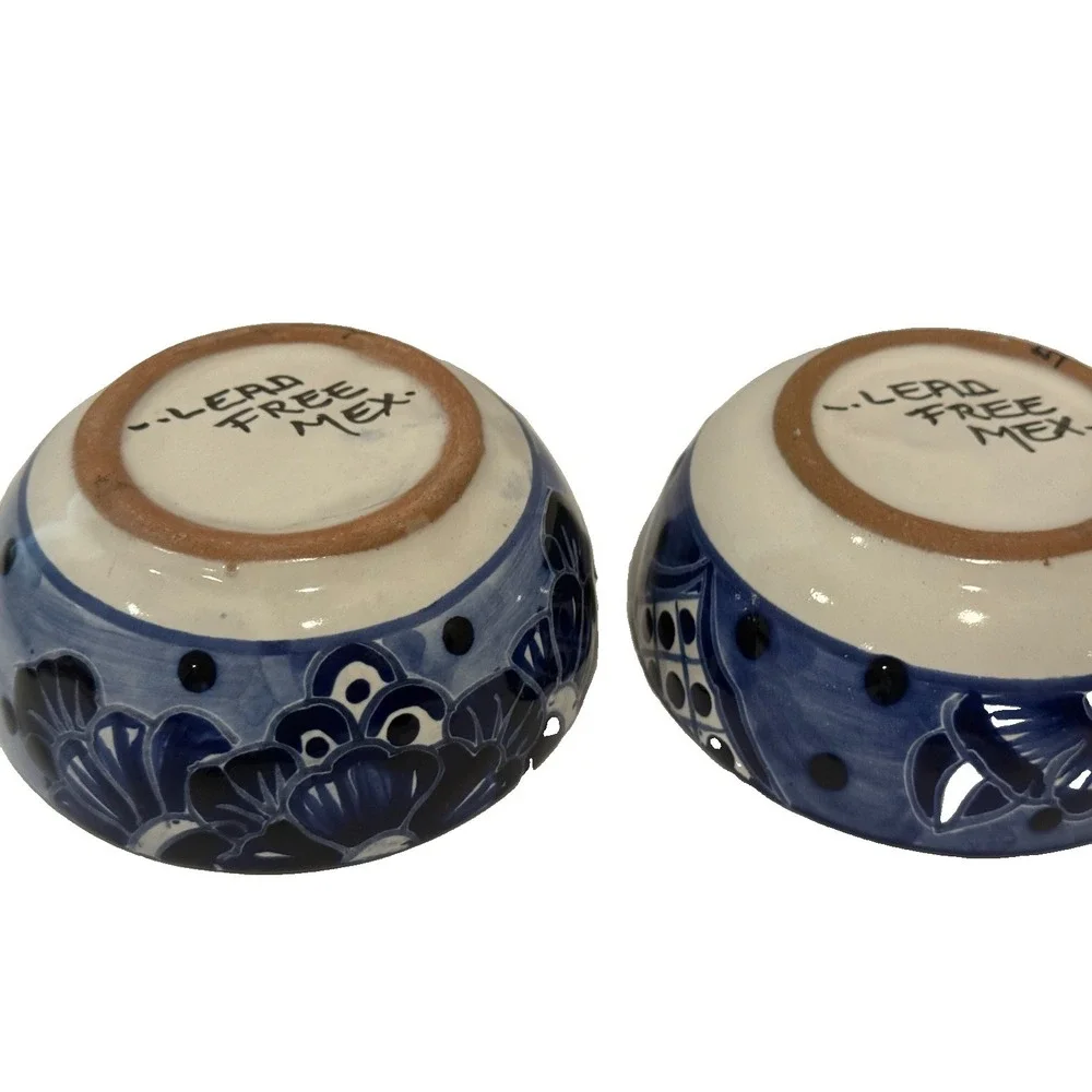 VTG Lot 2 Mexican Talavera Pottery Bowls Blue & White Floral 5x2